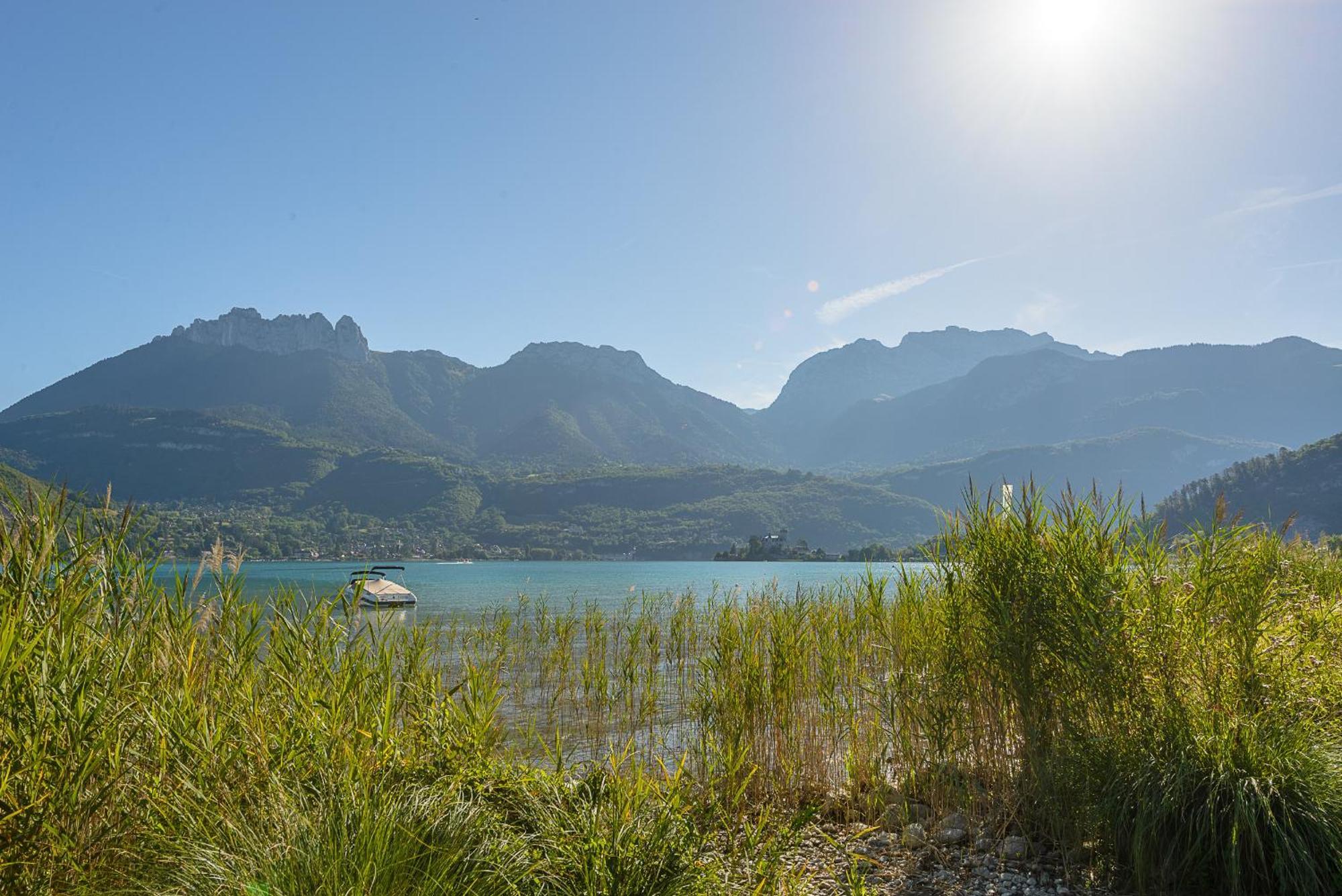 Cote Lac Et Jardins Acces Direct Au Lac Annecy By Lla Selections Apartment Duingt Exterior photo